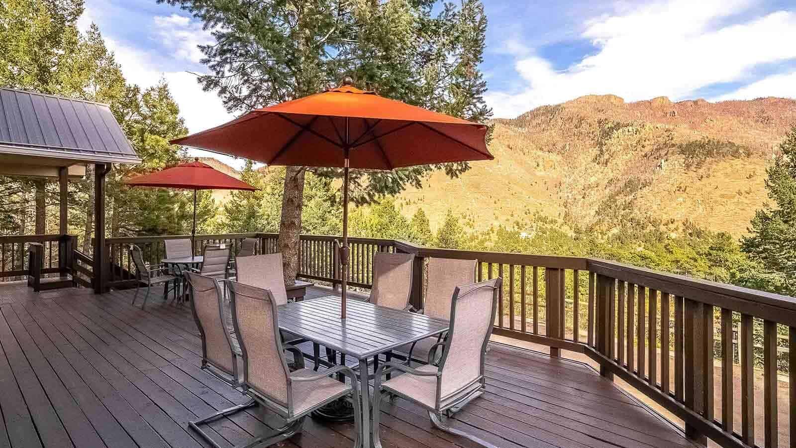 Outdoor patio at Sandstone Care residential treatment center in Cascade with Colorado mountain views
