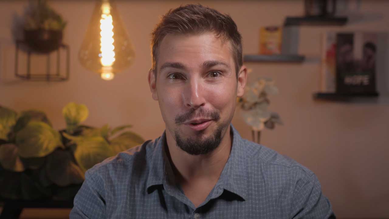 there is a man with a beard and a shirt on