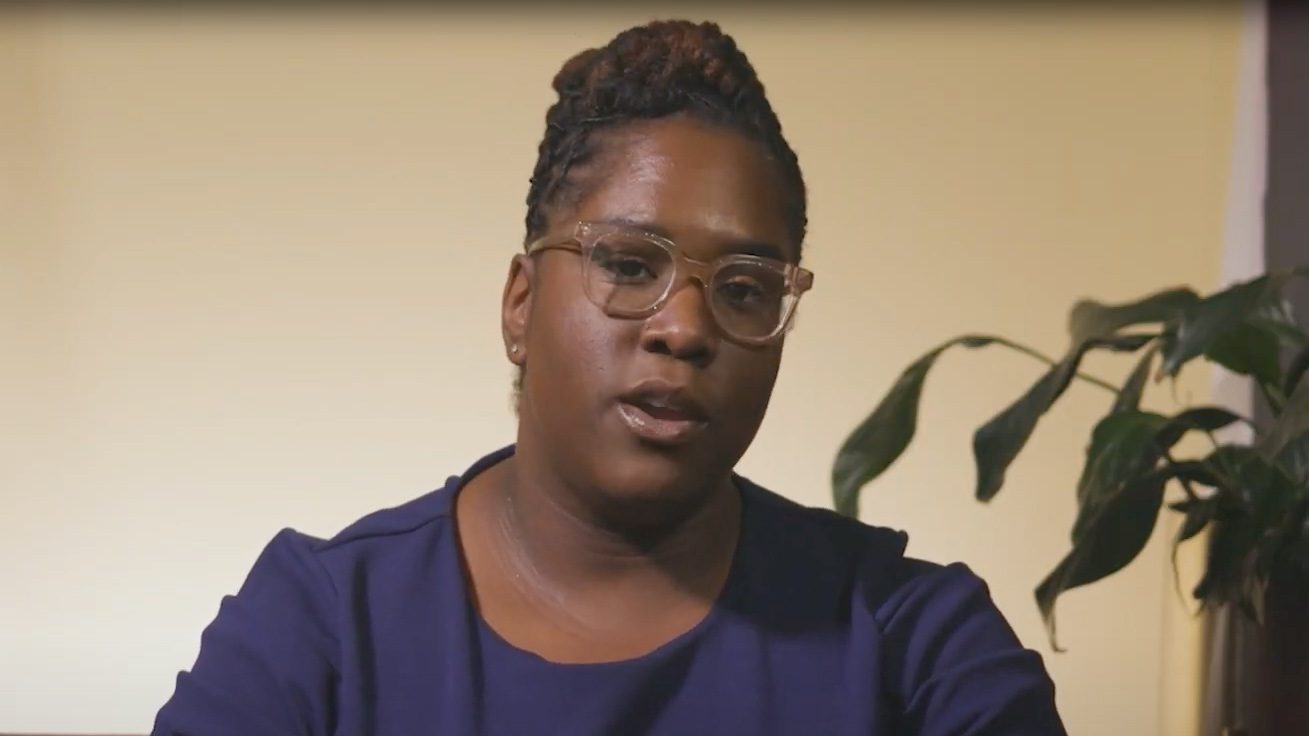 Hyper Independence: 11+ Ways Trauma Makes it Hard to Ask for Help