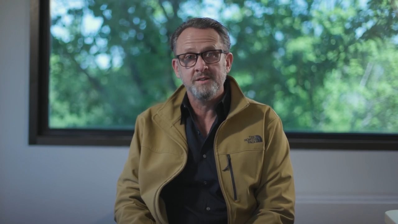 Enabler: 9+ Signs of Enabling Behavior